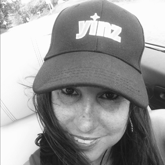 Meet your Posher, Jessica - Picture 2 of 4